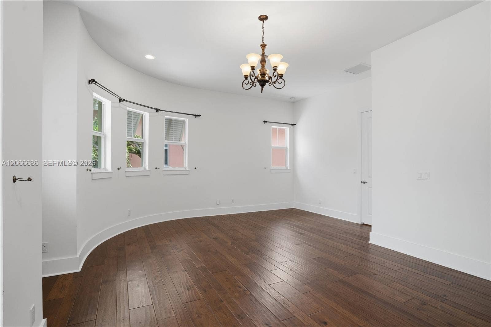 1749 NE 9th Street, Fort Lauderdale, FL 33304 Photo 18