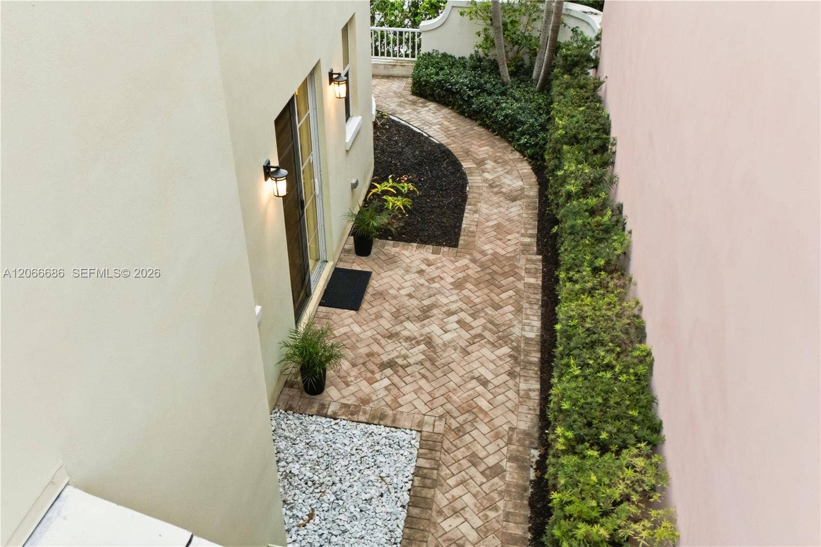 1749 NE 9th Street, Fort Lauderdale, FL 33304 Photo 33