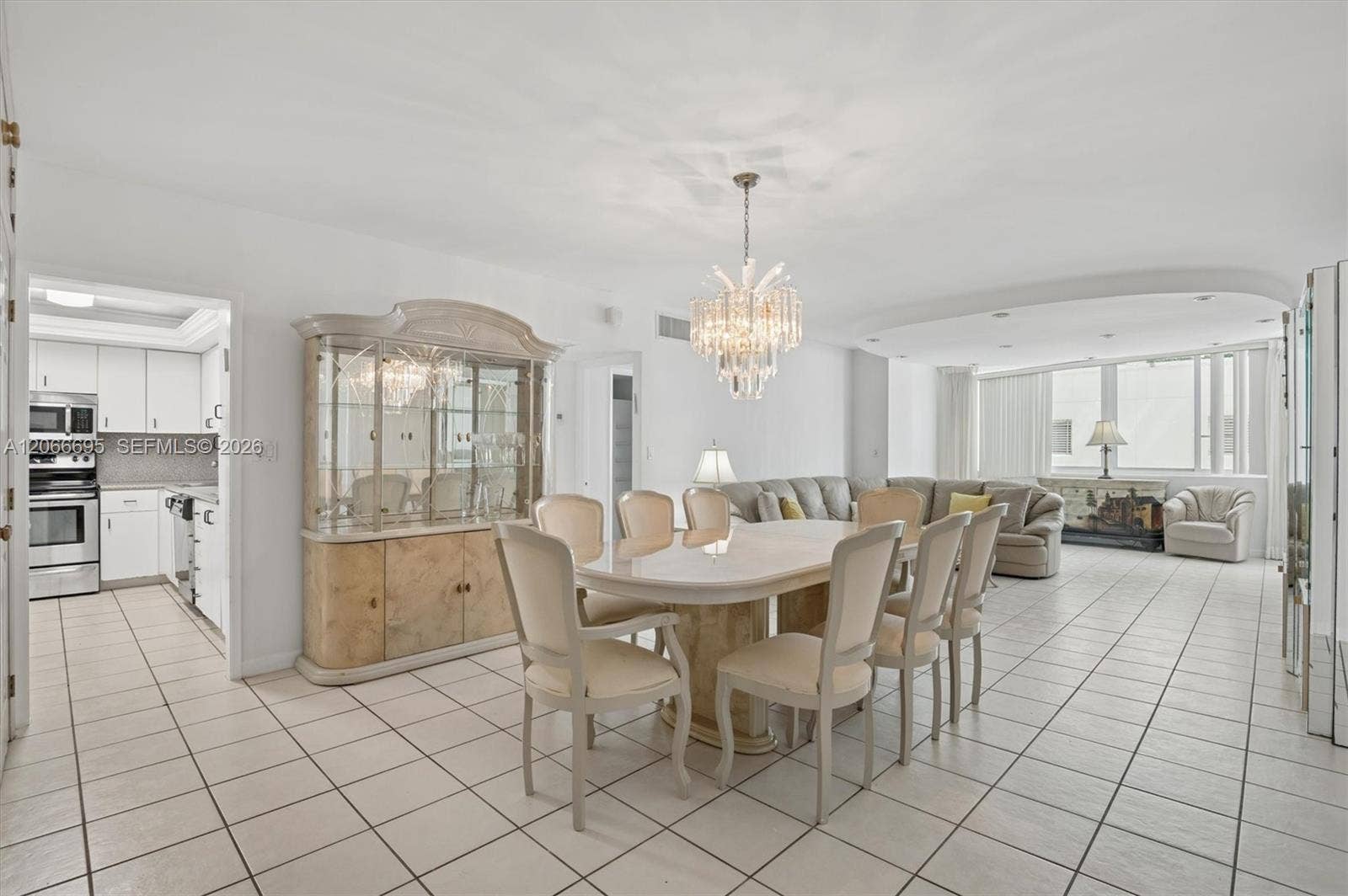 5005 Collins Avenue, #424, Miami Beach, FL 33140 Photo 2