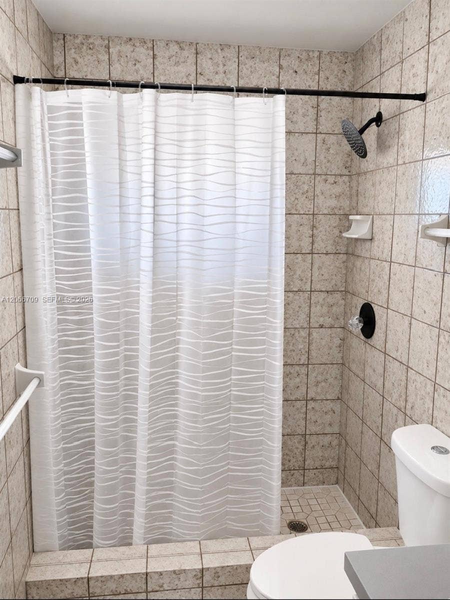 305 SE 12th Avenue, Pompano Beach, FL 33060 Photo 9