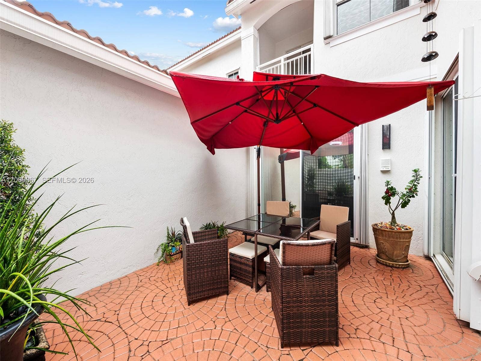 1515 Seagrape Way, Hollywood, FL 33019 Photo 4