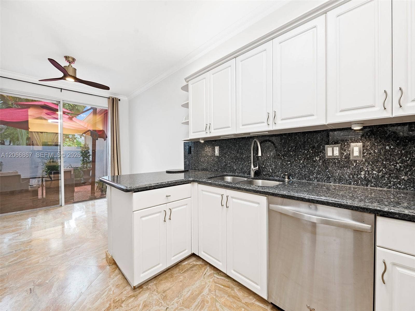 1515 Seagrape Way, Hollywood, FL 33019 Photo 10