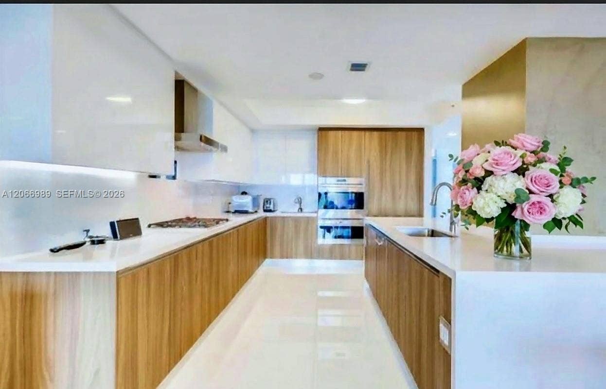 1180 N Federal Highway, #501, Fort Lauderdale, FL 33304 Virtually Staged