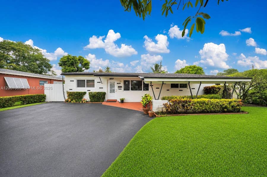 Property photo for 7561 Meridian Street, Miramar, FL