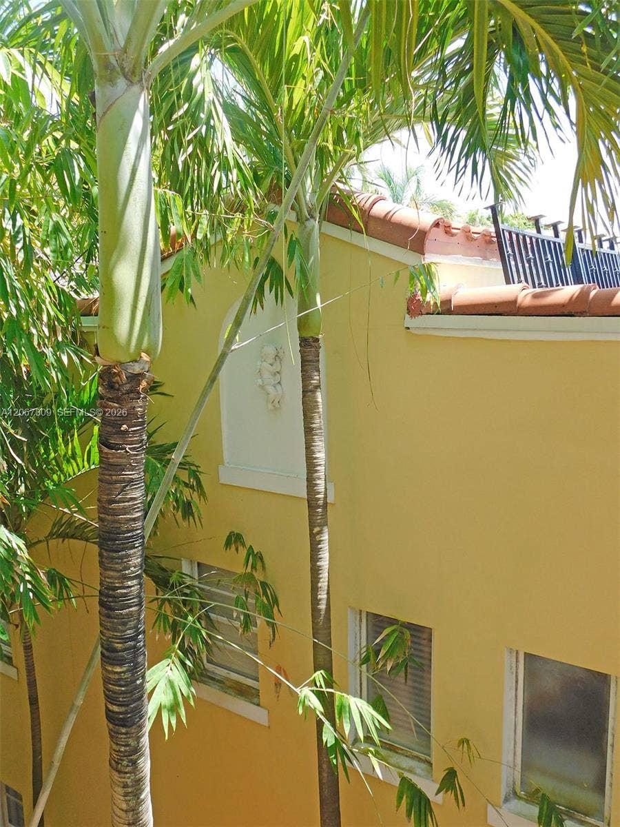4812 Pine Tree Drive, #206, Miami Beach, FL 33140 Photo 21