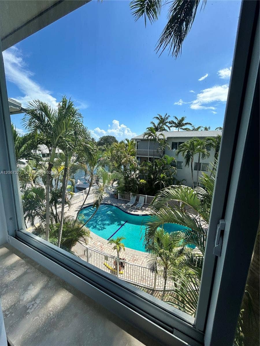 1535 SE 15th Street, #301, Fort Lauderdale, FL 33316 Bedroom View