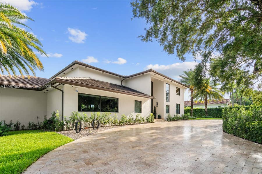 Property photo for 5720 SW 128th Street, Pinecrest, FL