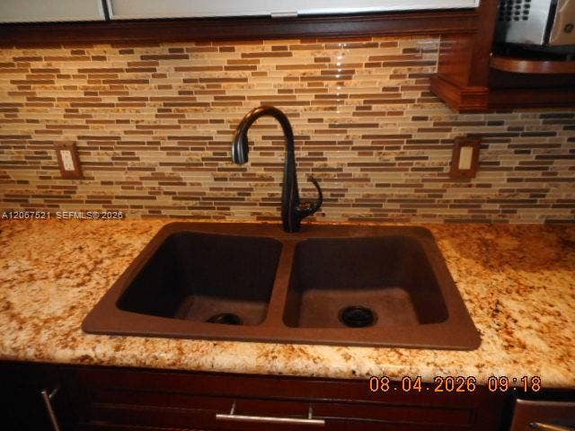 4800 Bayview Drive, #802, Fort Lauderdale, FL 33308 Photo 17