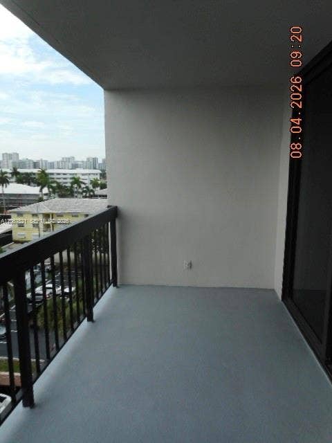 4800 Bayview Drive, #802, Fort Lauderdale, FL 33308 Photo 33