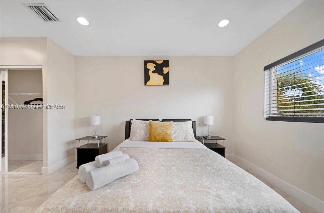 615 NW 10th Terrace, #1, Fort Lauderdale, FL 33311 Photo 9
