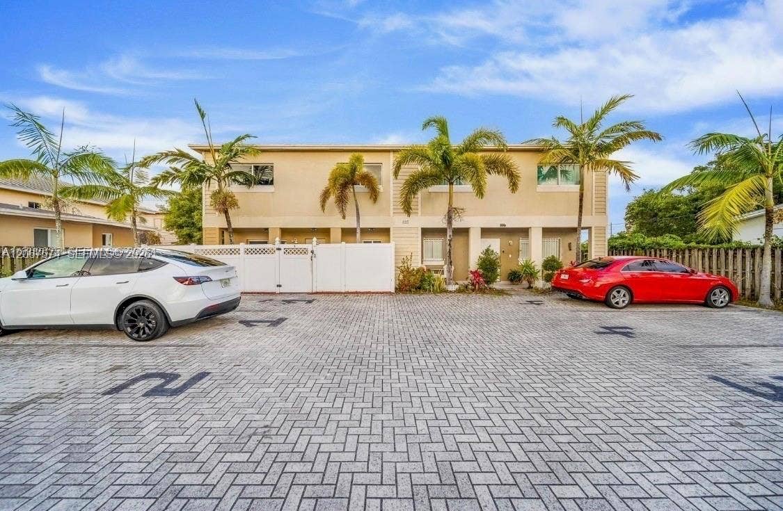 615 NW 10th Terrace, #1, Fort Lauderdale, FL 33311 Photo 10