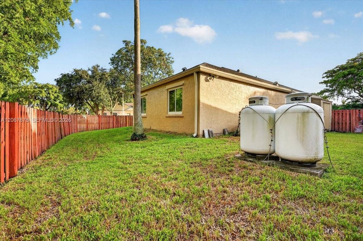 8601 SW 16th Street, Pembroke Pines, FL 33025 Photo 31
