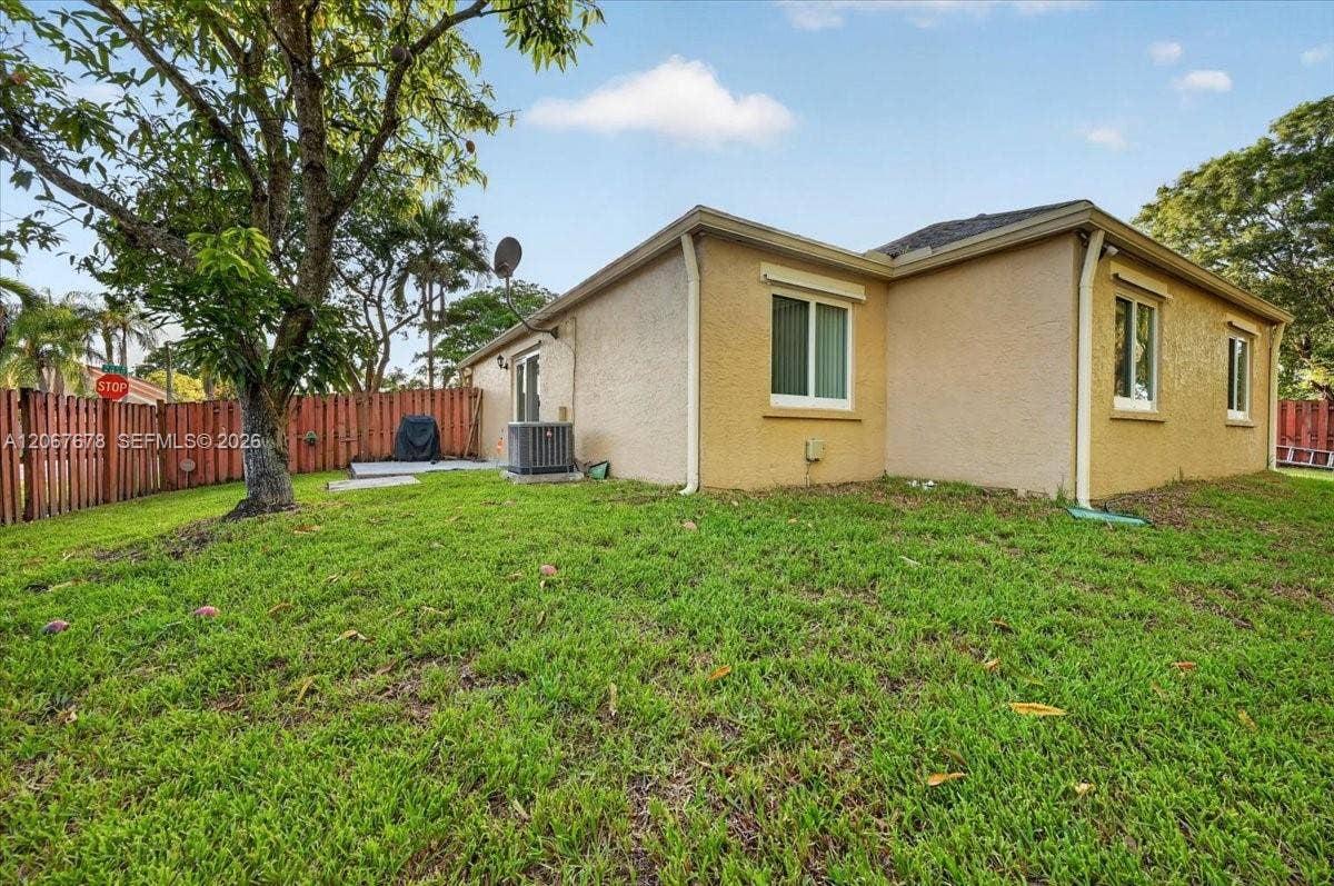 8601 SW 16th Street, Pembroke Pines, FL 33025 Photo 32