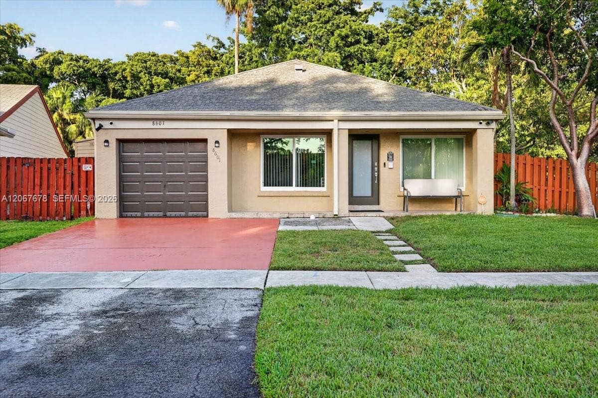 8601 SW 16th Street, Pembroke Pines, FL 33025 Photo 2