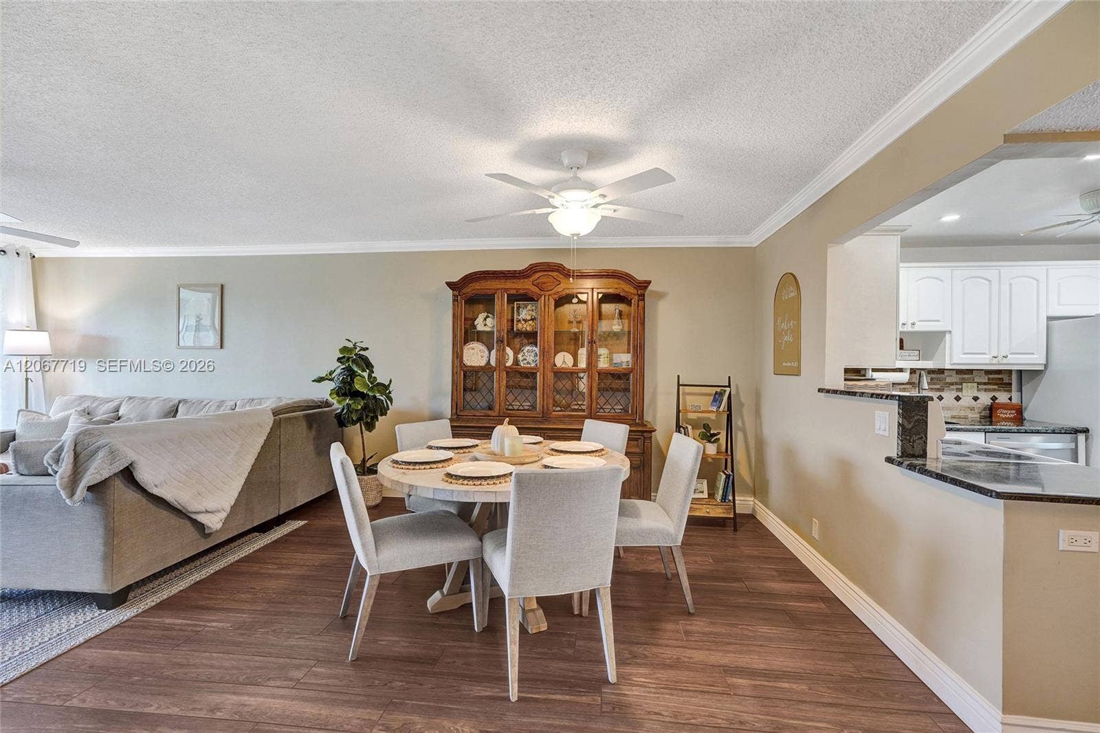 605 Oaks Drive, #504, Pompano Beach, FL 33069 Photo 6