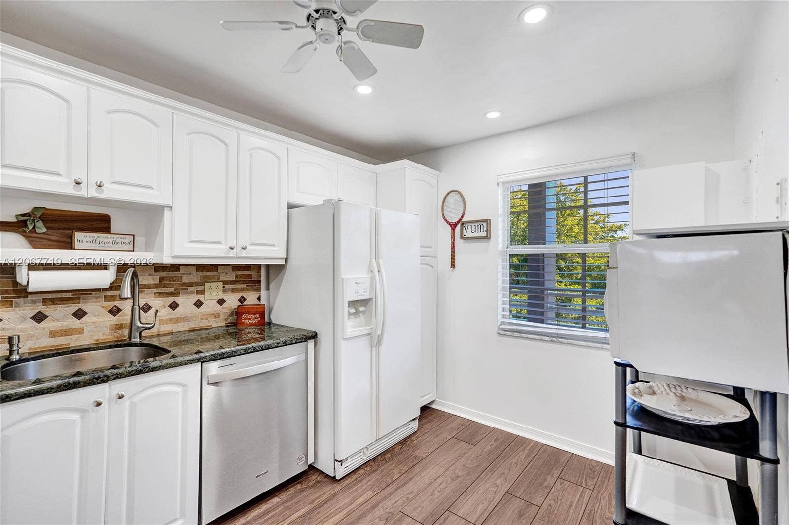 605 Oaks Drive, #504, Pompano Beach, FL 33069 Photo 3