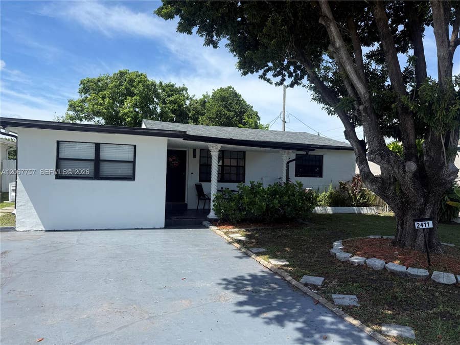 Property photo for 2411 Wiley Street, Hollywood, FL