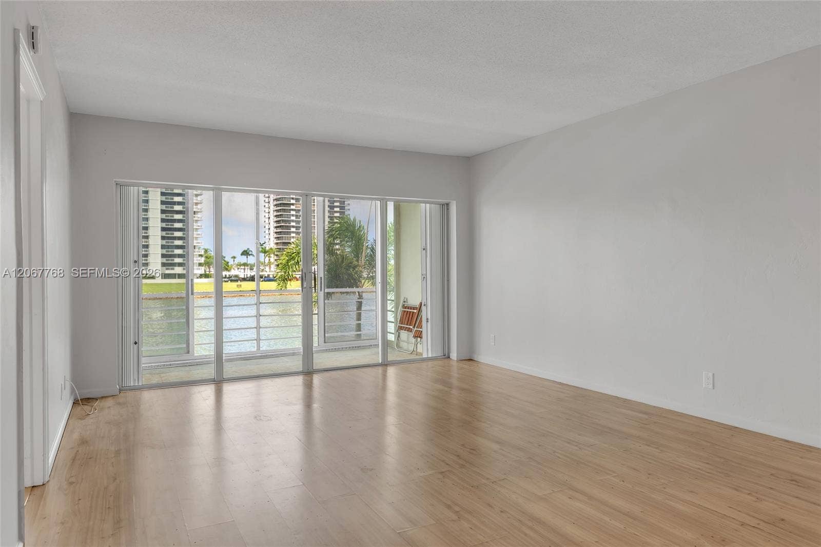 28 Yacht Club Drive, #202, North Palm Beach, FL 33408 Photo 12