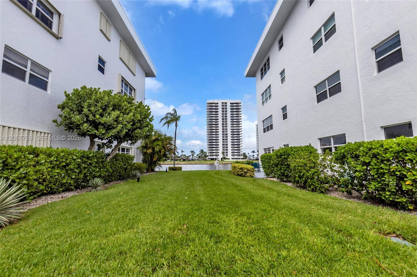 28 Yacht Club Drive, #202, North Palm Beach, FL 33408 Photo 33