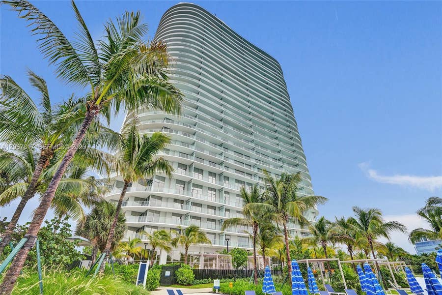 Property photo for 2411 Laguna Circle, #1805, North Miami, FL