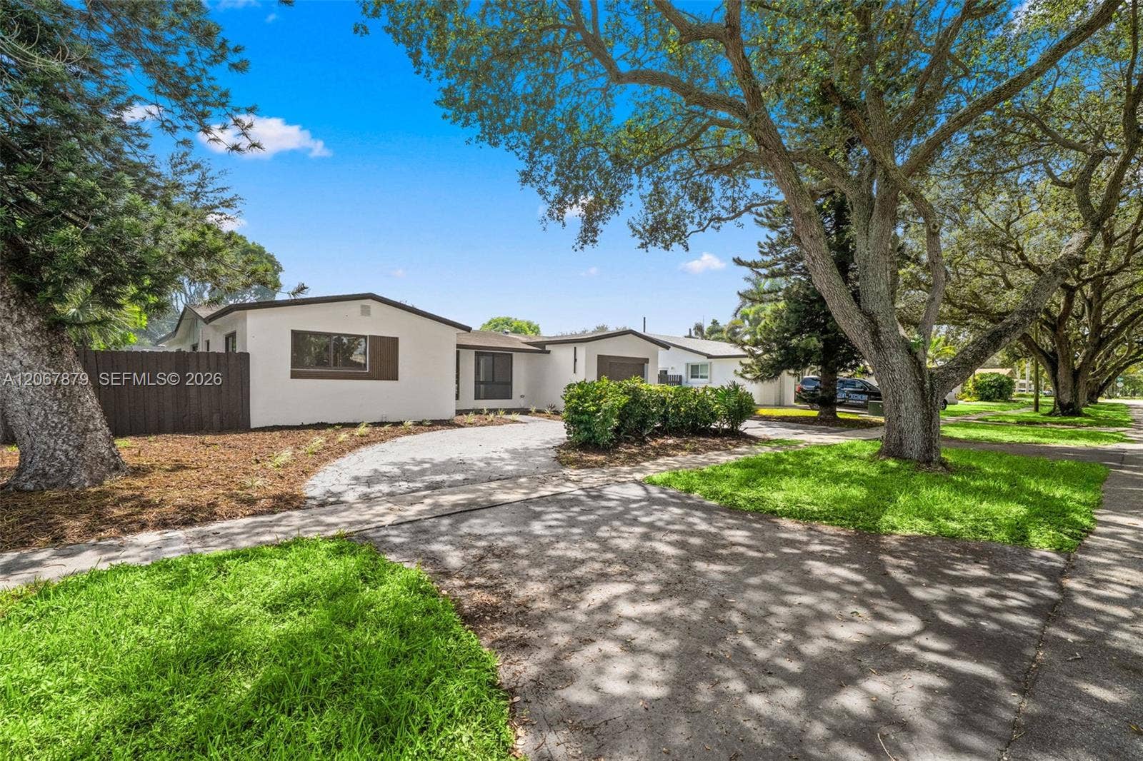 8978 SW 49th Street, Cooper City, FL 33328 Photo 1