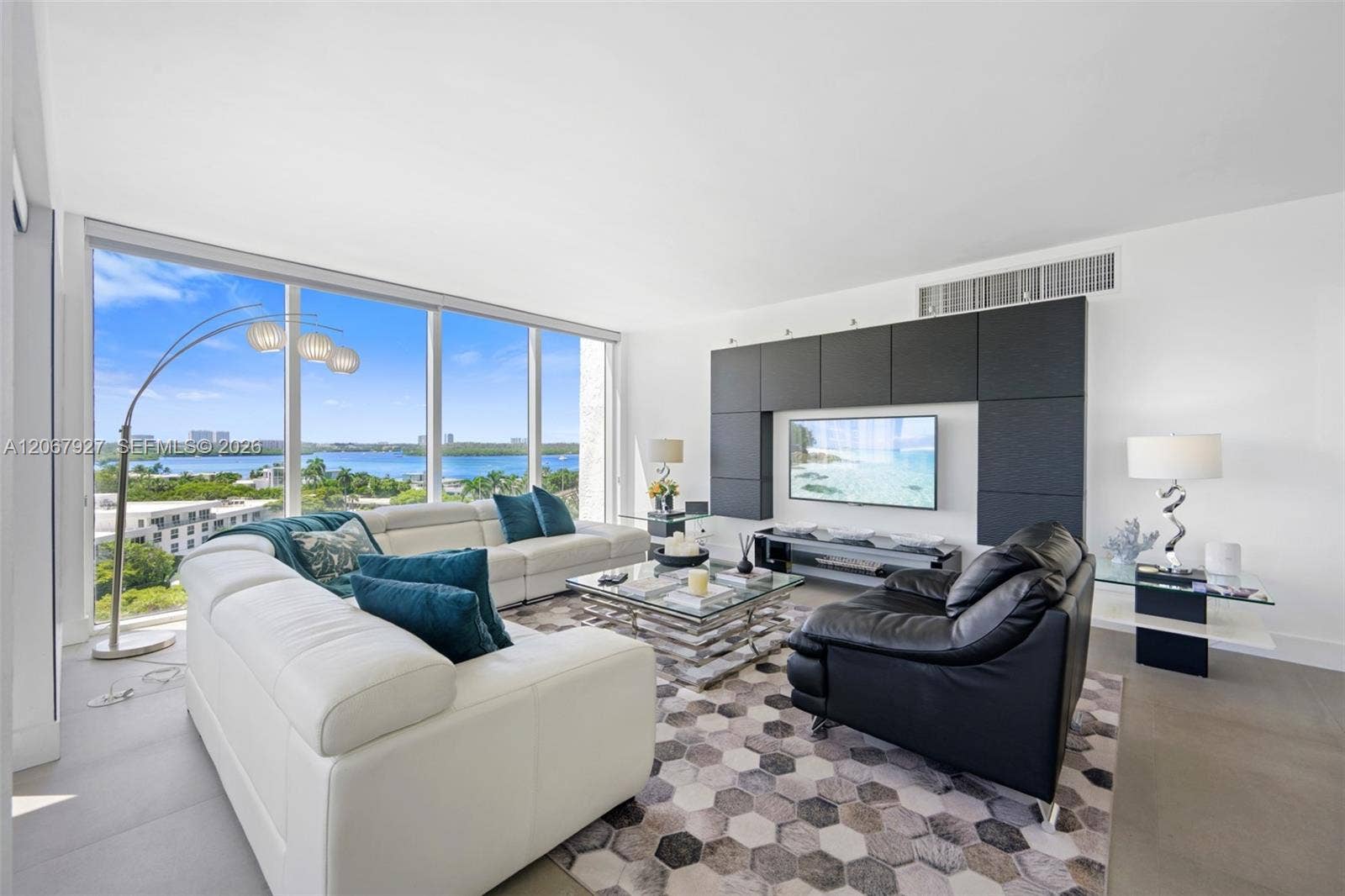 10275 Collins Avenue, #722, Bal Harbour, FL 33154 Photo 5