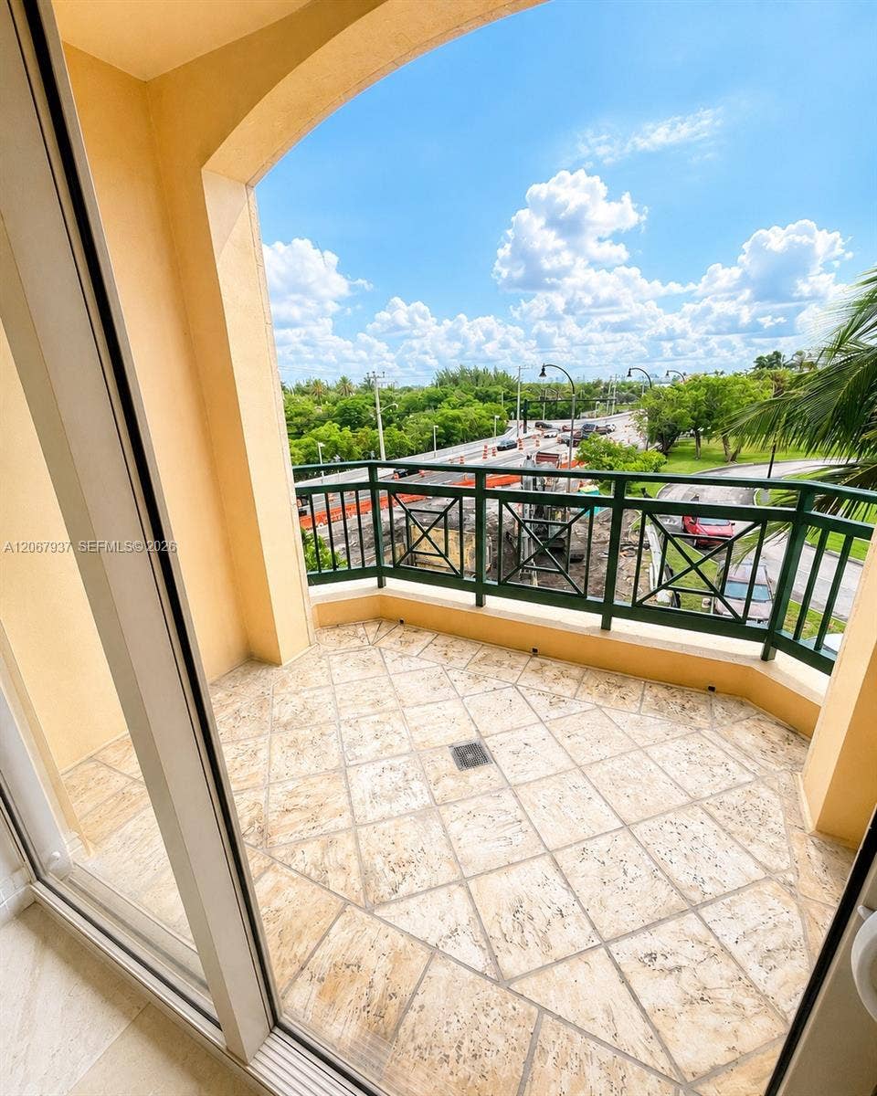 3501 N Ocean Drive, #V1, Hollywood, FL 33019 Photo 11