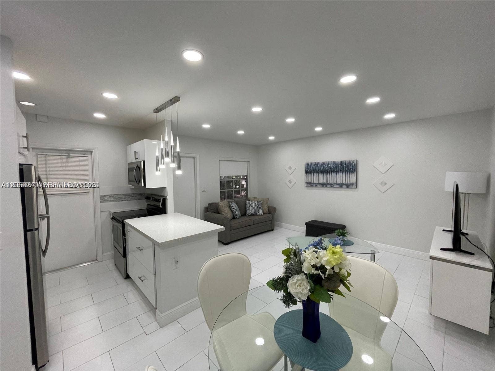 1407 NE 56th Street, #103, Fort Lauderdale, Fort Lauderdale, FL 33334 Photo 3