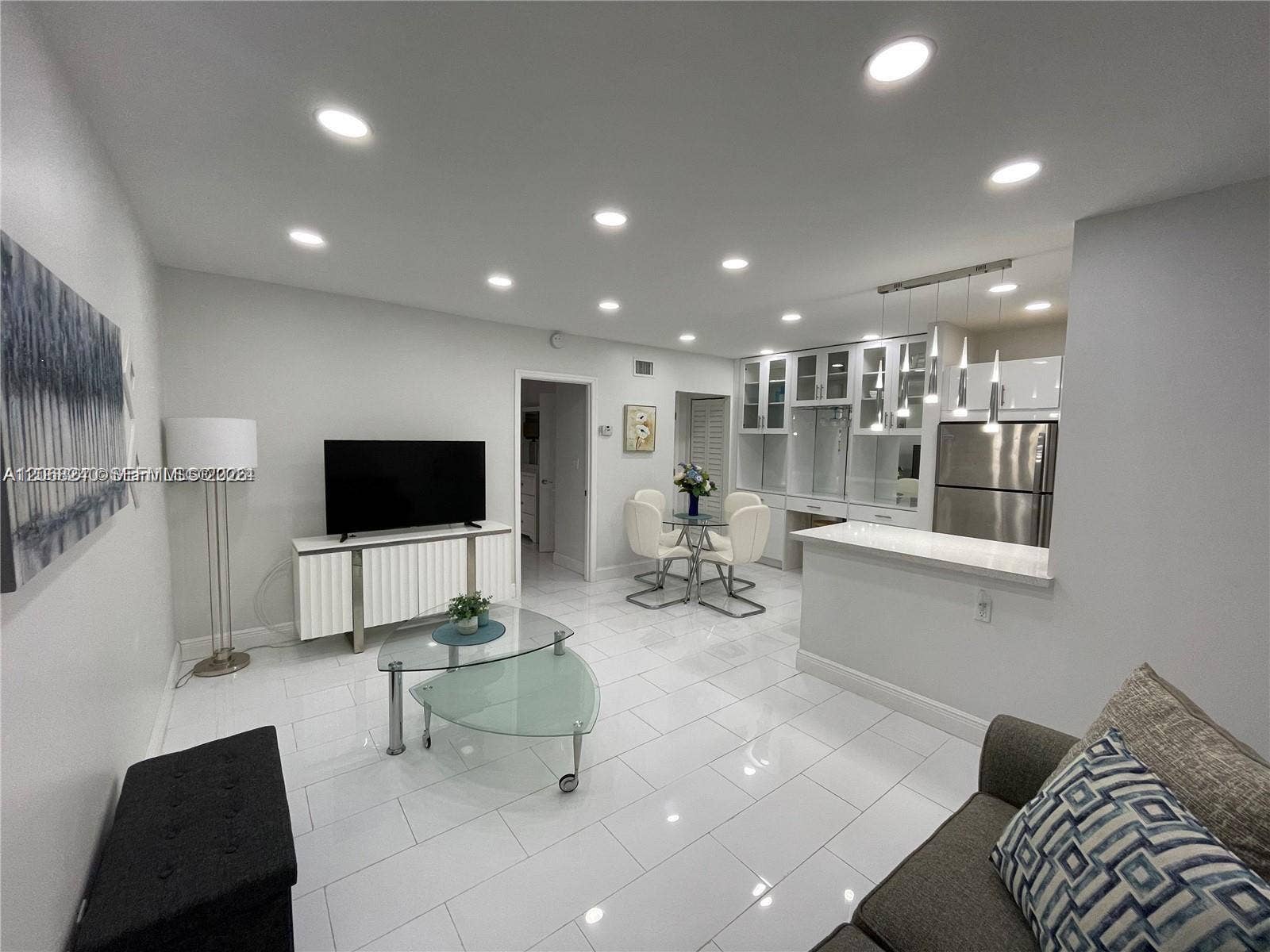 1407 NE 56th Street, #103, Fort Lauderdale, Fort Lauderdale, FL 33334 Photo 2