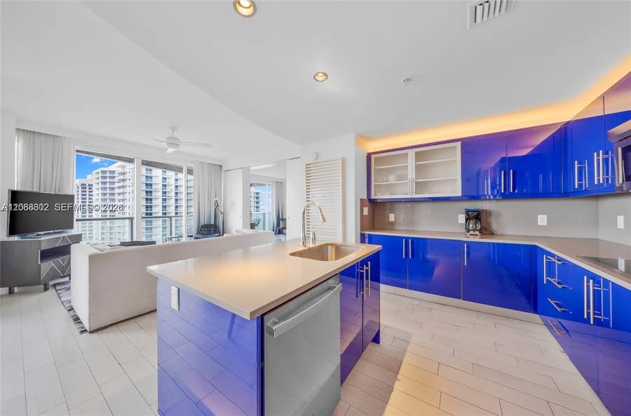 Property photo for 3101 Bayshore Drive, #1808, Fort Lauderdale, FL