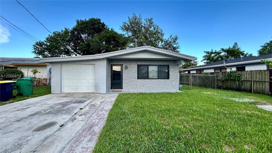 Property photo for 230 NW 8th Avenue, Dania Beach, FL