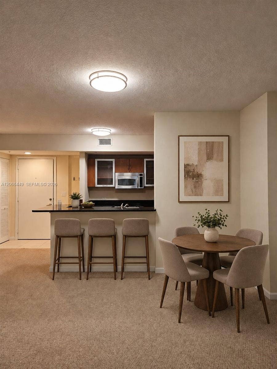 18800 NE 29th Avenue, #221, Aventura, FL 33180 DINNING AREA AI FOR VISUALIZATION PURPOSE