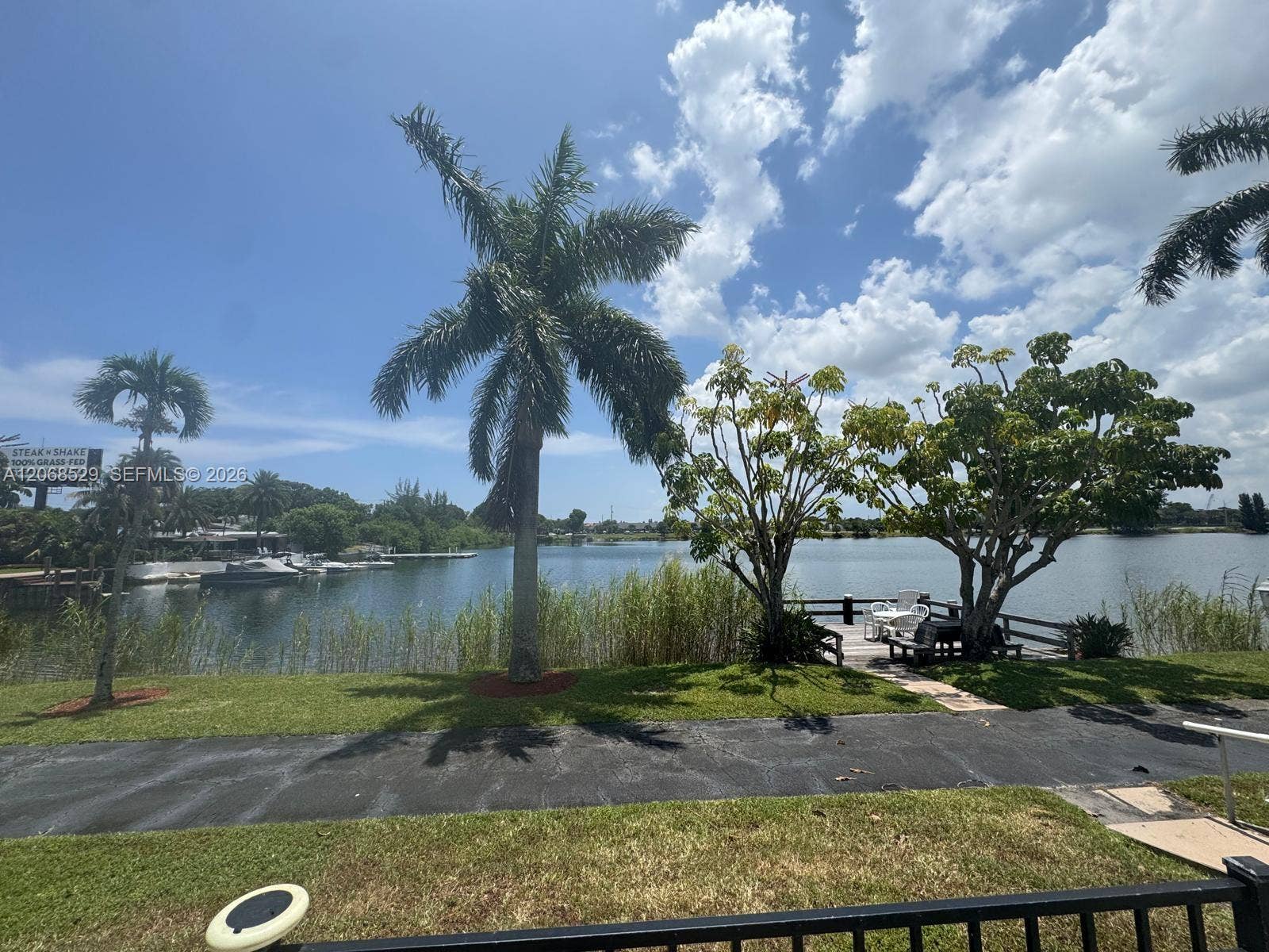 960 Crystal Lake Drive, #114, Deerfield Beach, FL 33064 Photo 9