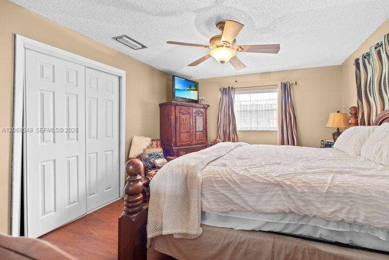 2160 NW 91st Terrace, Pembroke Pines, FL 33024 Photo 11