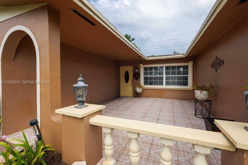 2160 NW 91st Terrace, Pembroke Pines, FL 33024 Photo 28