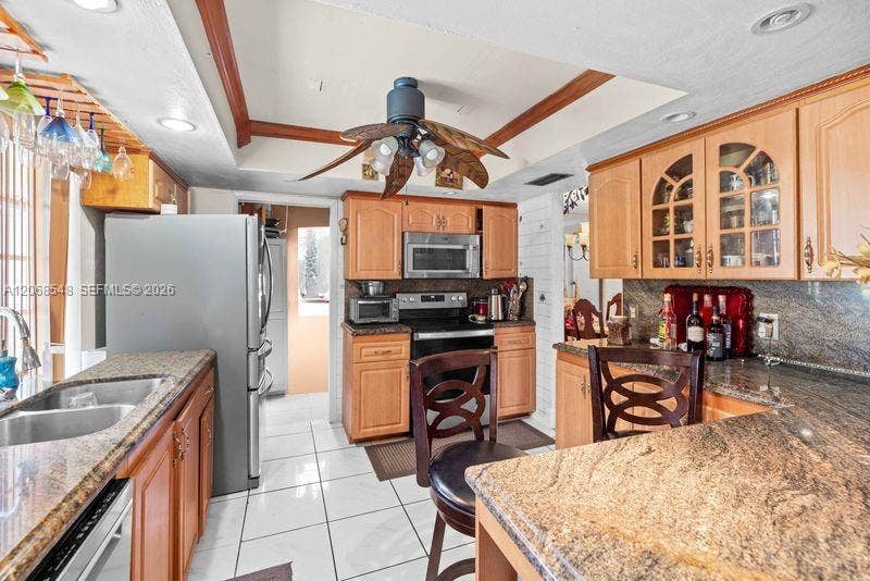 2160 NW 91st Terrace, Pembroke Pines, FL 33024 Photo 13