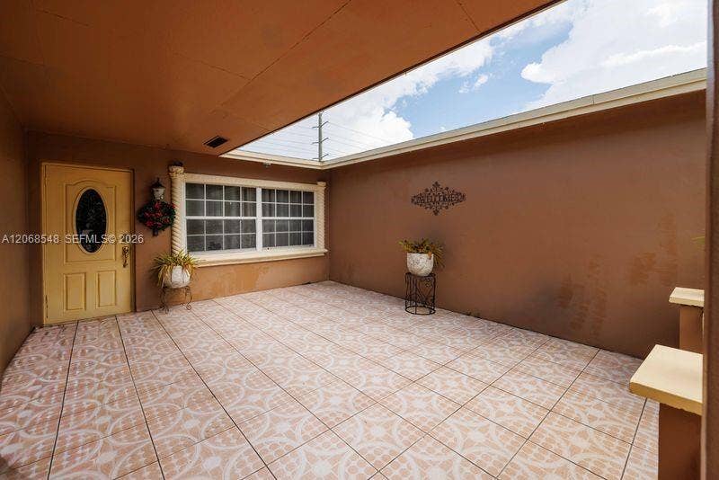 2160 NW 91st Terrace, Pembroke Pines, FL 33024 Photo 29