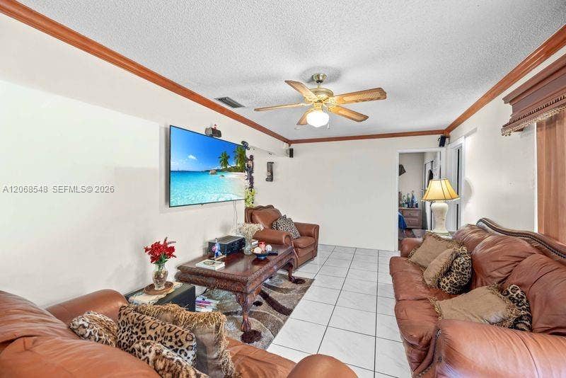 2160 NW 91st Terrace, Pembroke Pines, FL 33024 Photo 20