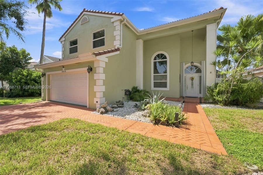 Property photo for 14060 Richwood Place, Davie, FL