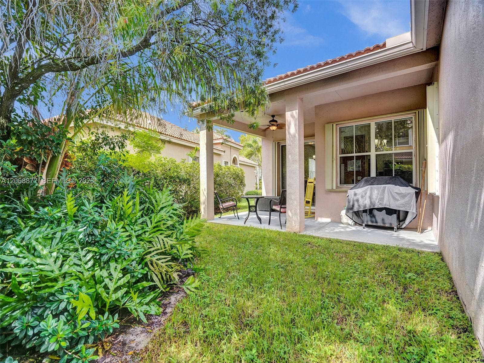 938 Bluewood Terrace, Weston, Weston, FL 33327 Photo 2