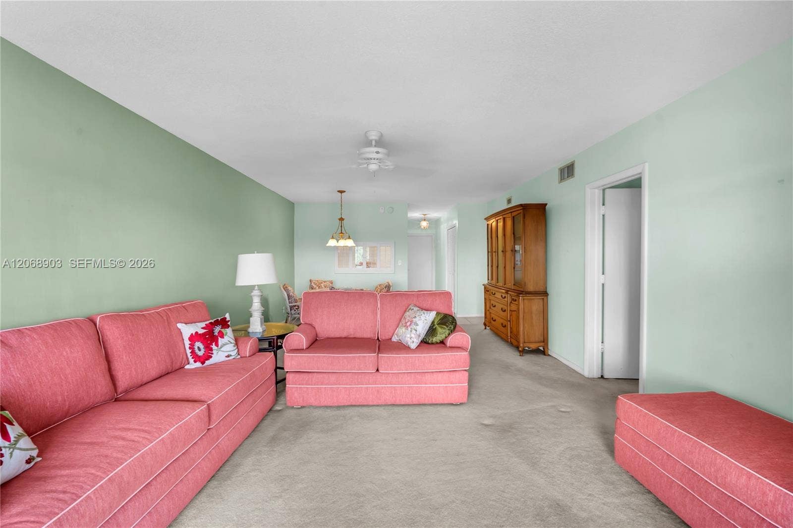 1100 SW 12th Street, #309, Fort Lauderdale, FL 33315 Newer furniture included