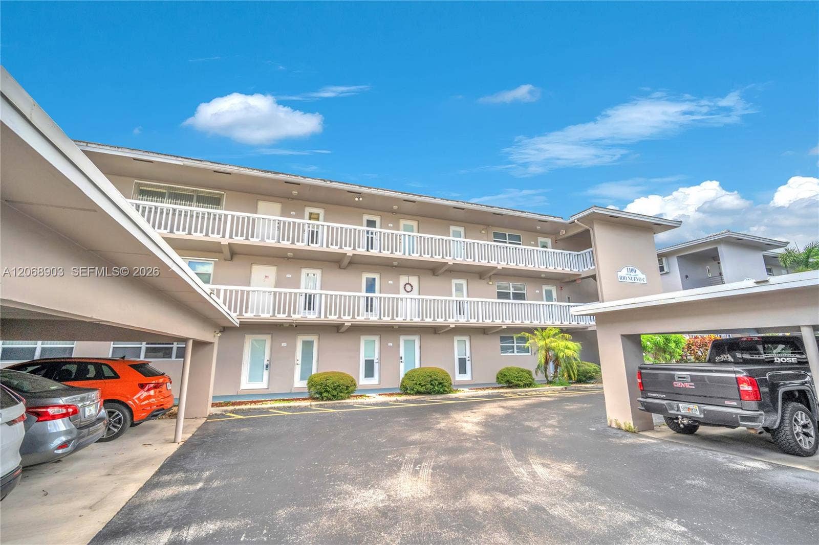 1100 SW 12th Street, #309, Fort Lauderdale, FL 33315 Well-maintained Building