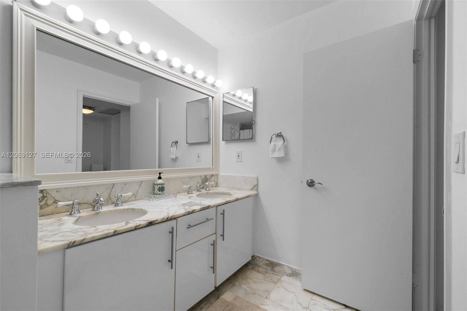 9801 Collins Avenue, #20V, Bal Harbour, Bal Harbour, FL 33154 Photo 15