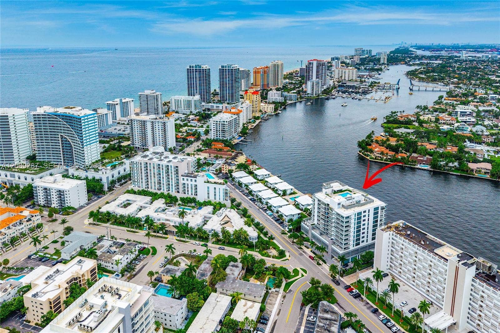 435 Bayshore Drive, #703, Fort Lauderdale, FL 33304 Ocean & Intracostal Views