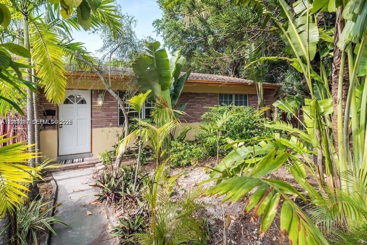 2411 Hayes Street, Hollywood, FL 33020 Photo 1