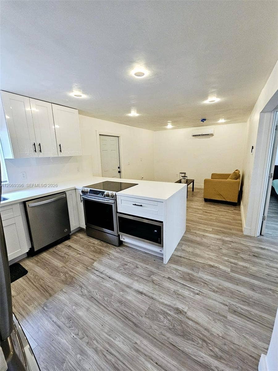 5000 SW 26th Avenue, Dania Beach, FL 33312 Photo 12