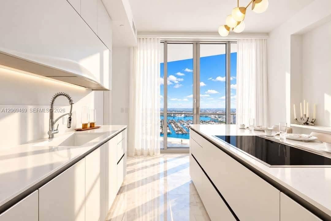 16901 Collins Avenue, #5305, Sunny Isles Beach, FL 33160 Photo 8