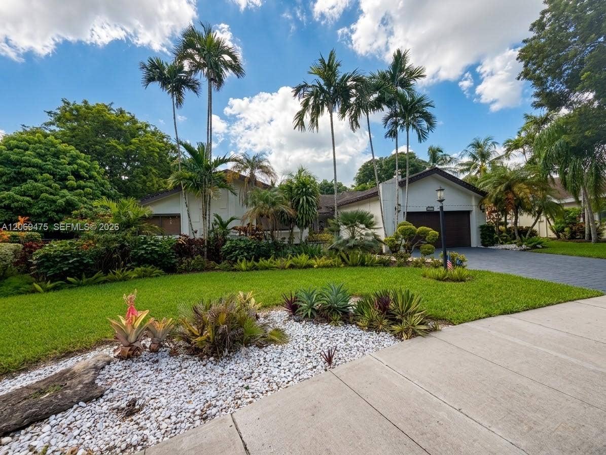 10220 SW 91st Street, Miami, FL 33176 Photo 2