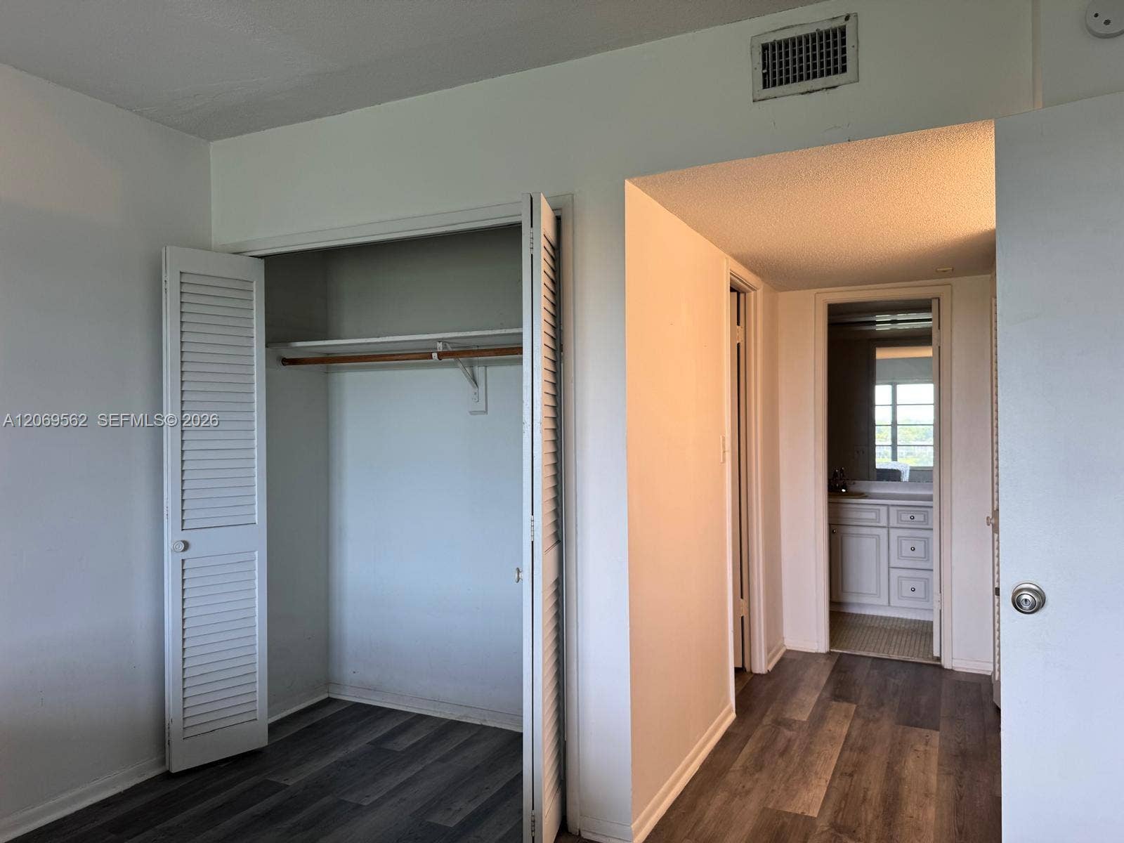 2950 N Palm Aire Drive, #605, Pompano Beach, FL 33069 Photo 13