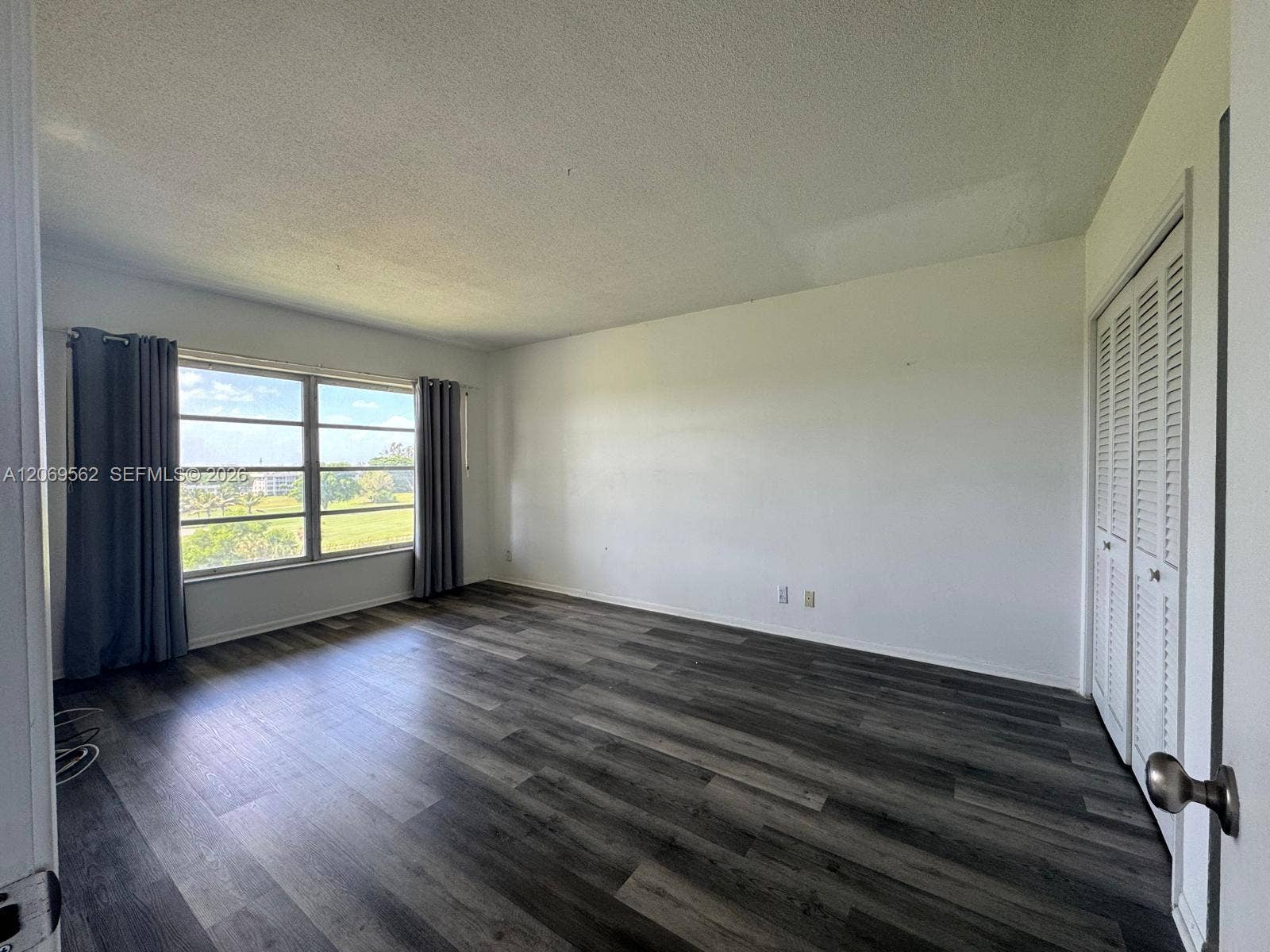 2950 N Palm Aire Drive, #605, Pompano Beach, FL 33069 Photo 12